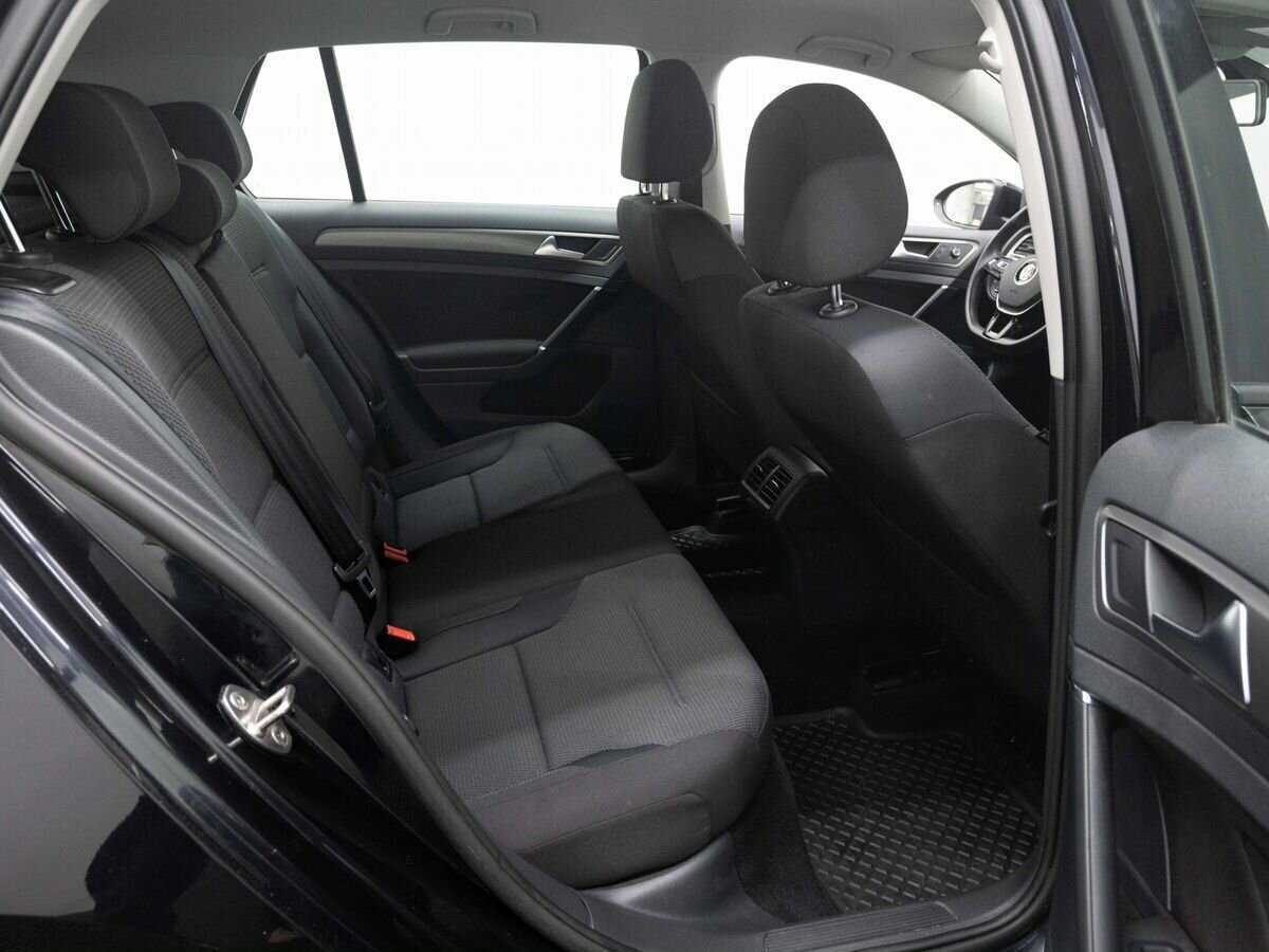 Б/У Фольксваген Гольф 2013 года. Фото: #11