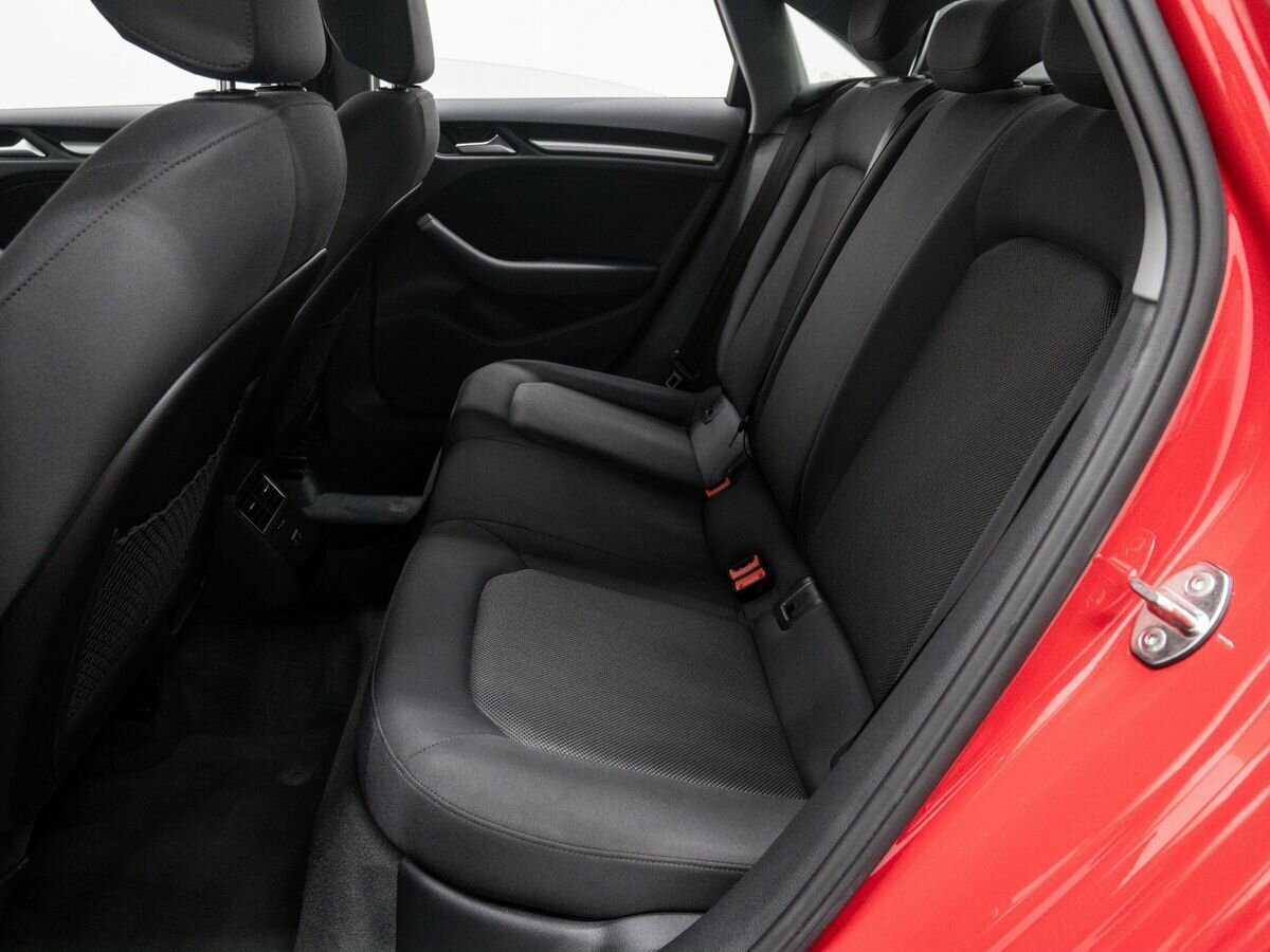 Audi A3 2020 года с пробегом. Фото: #12
