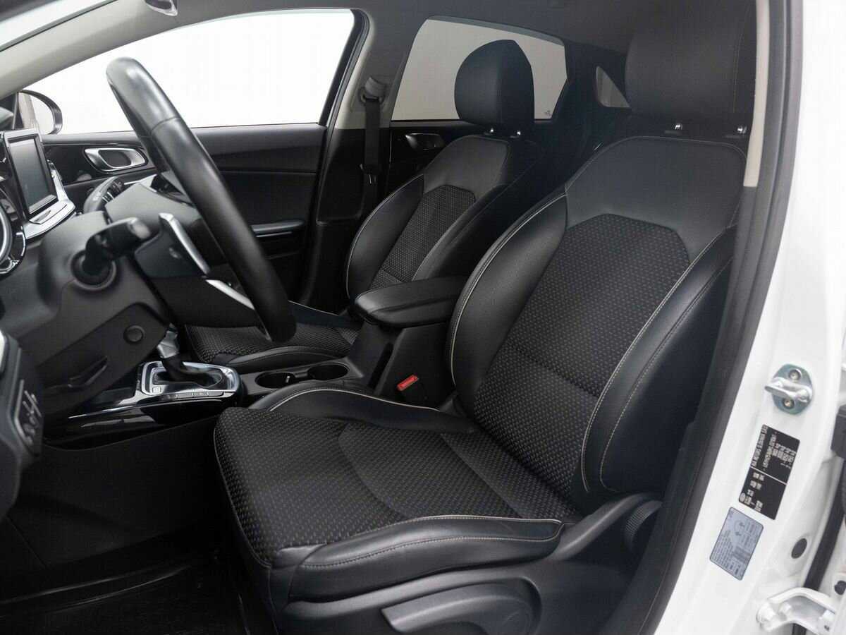 Б/У Киа Сид 2018 года. Фото: #8