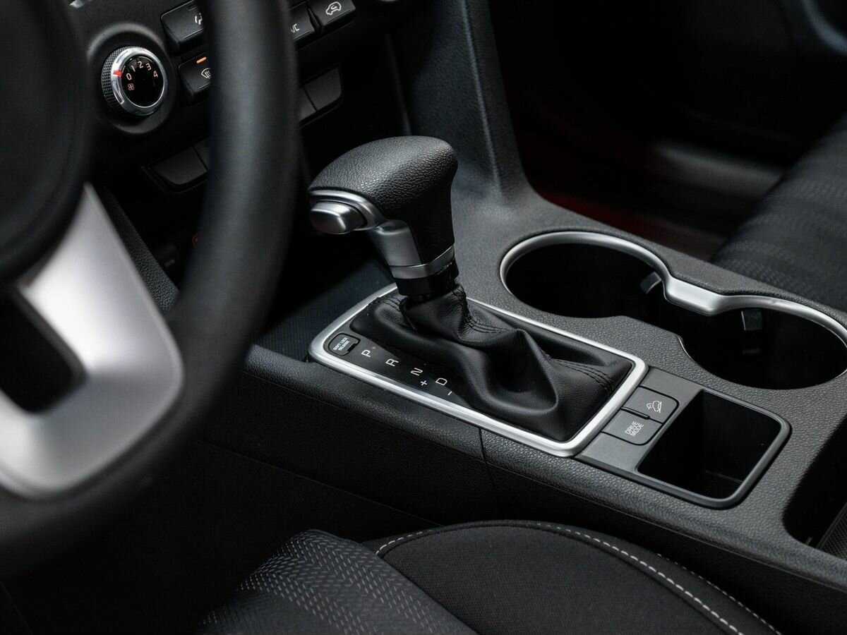 Б/У Киа Спортейдж 2020 года. Фото: #14