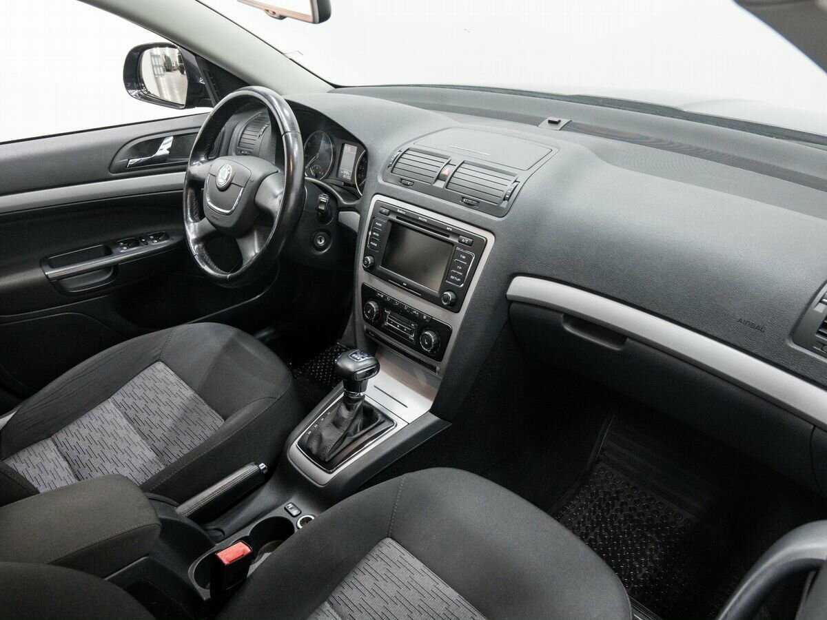 Б/У Шкода Октавия 2012 года. Фото: #5