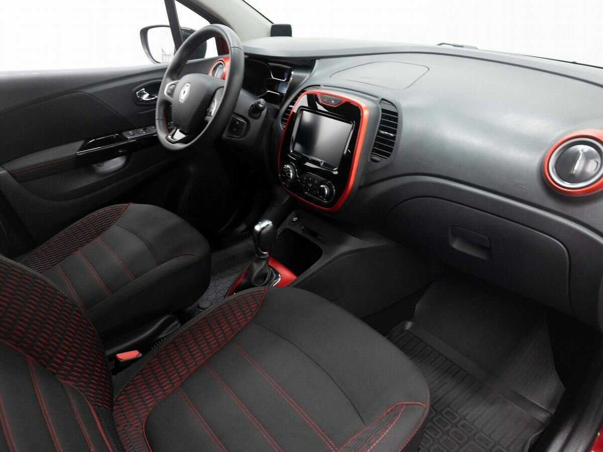 Б/У Рено Каптюр 2019 года. Фото: #12