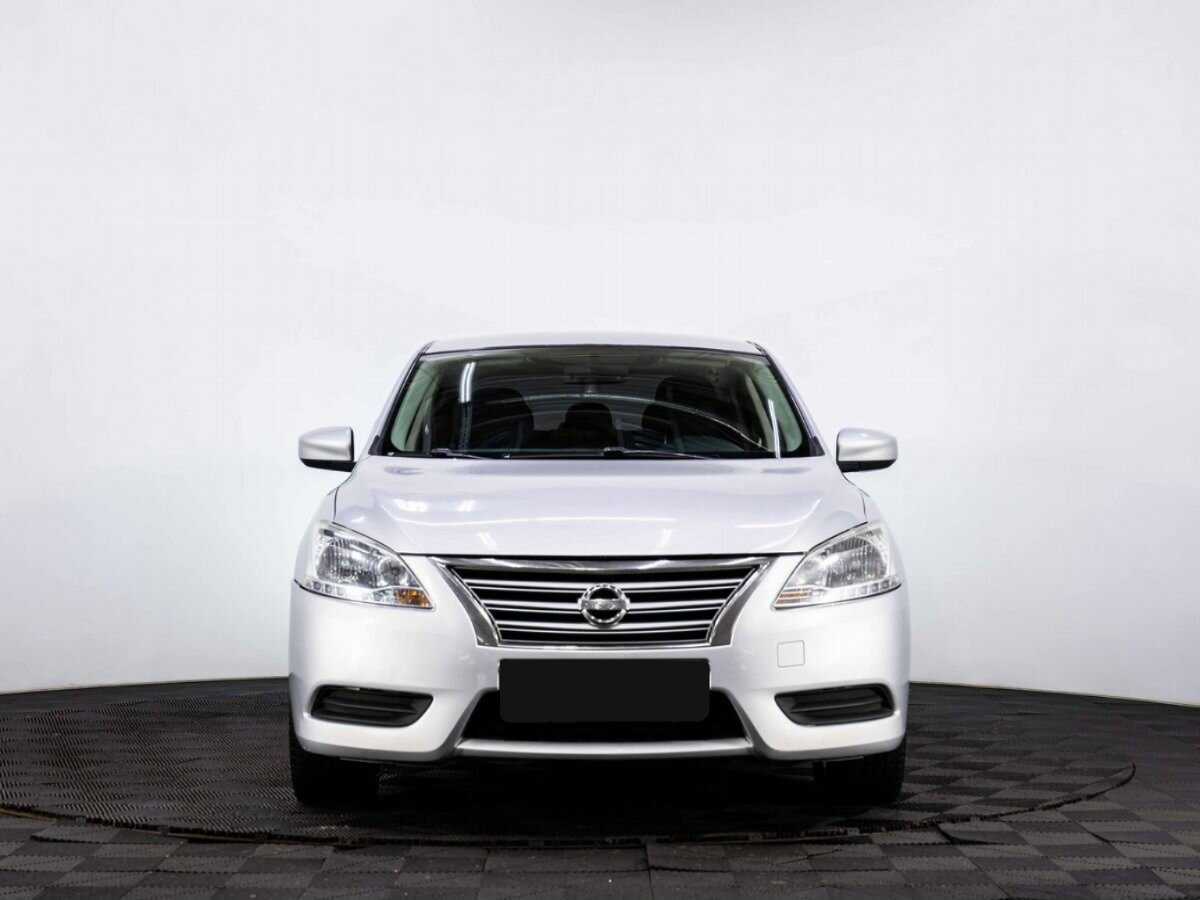 Б/У Ниссан Сентра 2015 года. Фото: #1