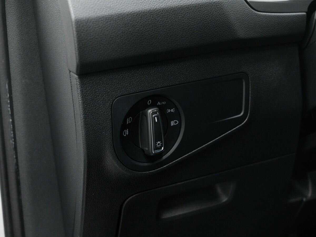 Б/У Фольксваген Тигуан 2017 года. Фото: #17