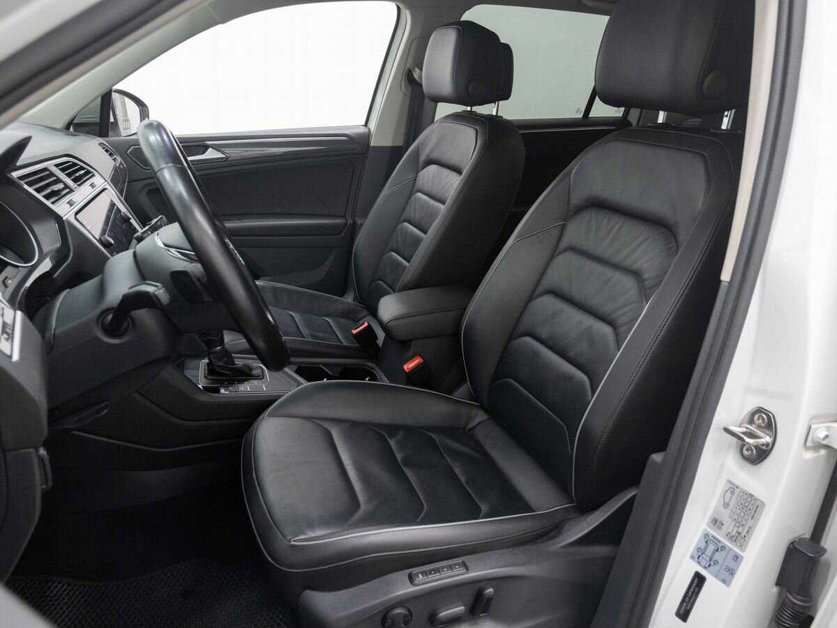 Б/У Фольксваген Тигуан 2018 года. Фото: #8