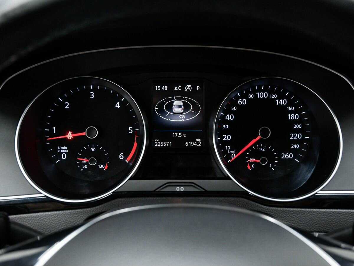 Б/У Фольксваген Пассат 2018 года. Фото: #20