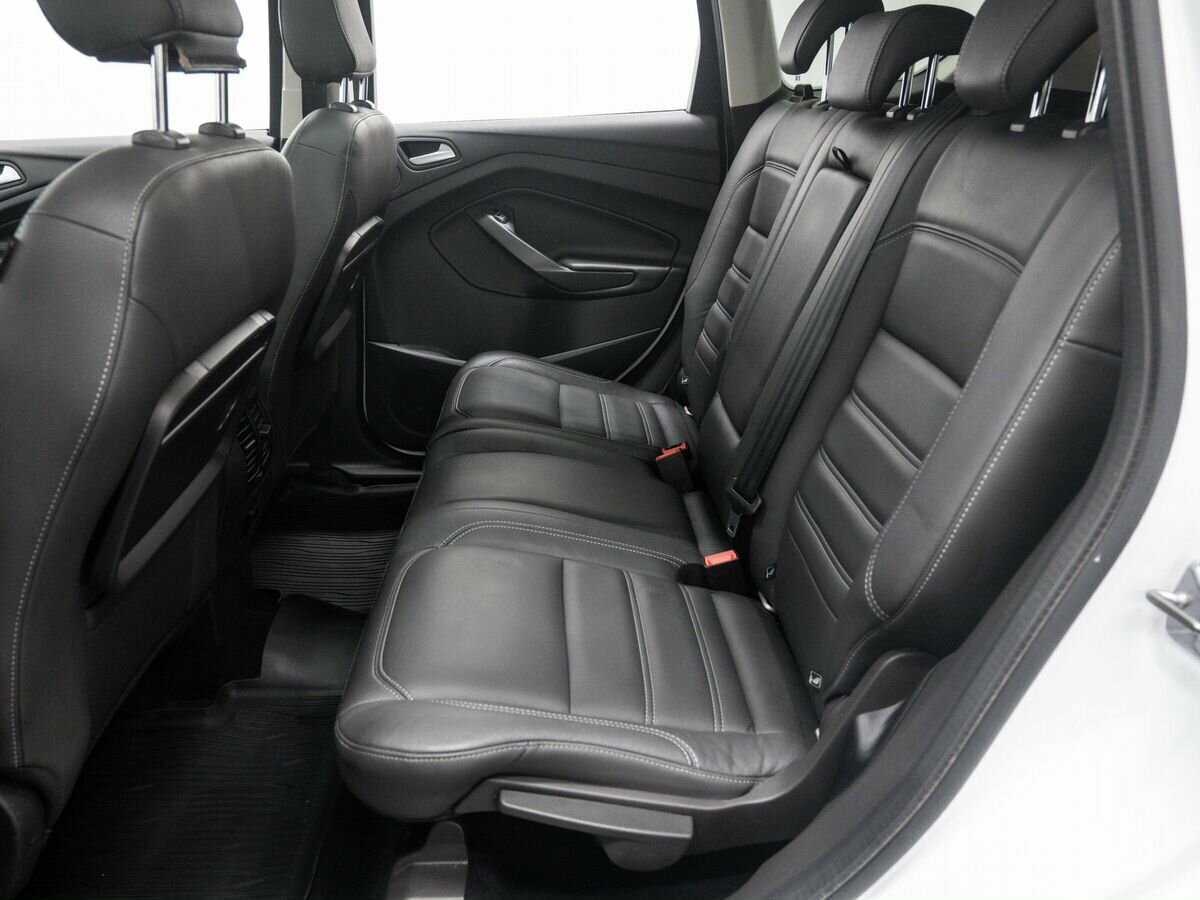 Б/У Форд Куга 2017 года. Фото: #12