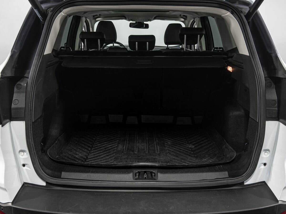 Б/У Форд Куга 2017 года. Фото: #25