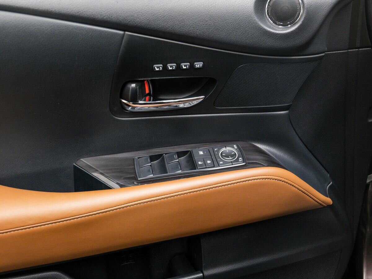 Lexus RX 2013 года с пробегом. Фото: #14