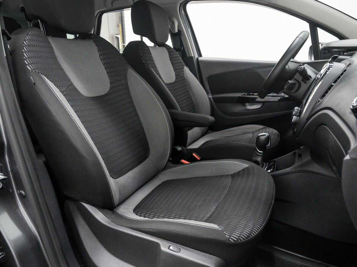 Б/У Рено Каптюр 2018 года. Фото: #7