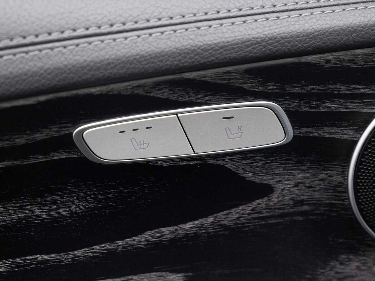 Mercedes-Benz E-Класс 2016 года с пробегом. Фото: #16