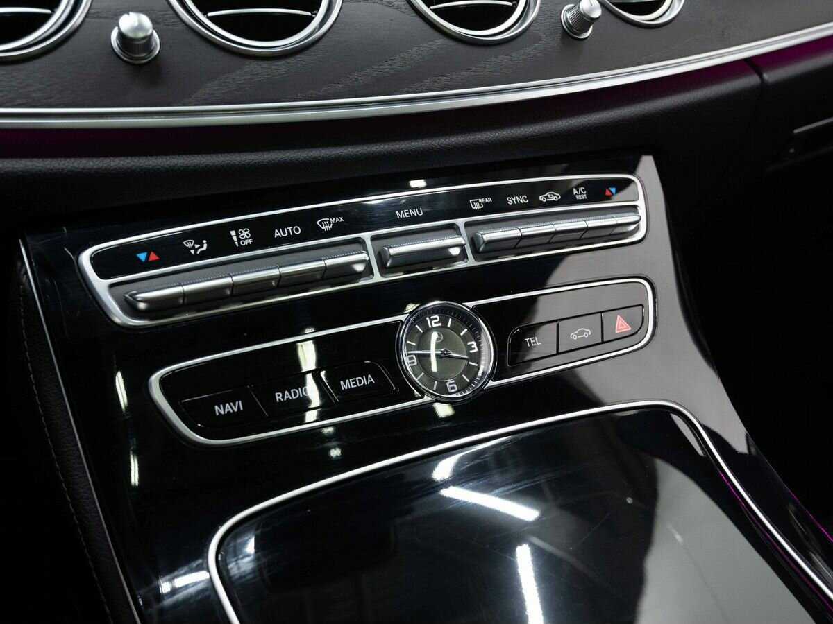 Mercedes-Benz E-Класс 2016 года с пробегом. Фото: #19