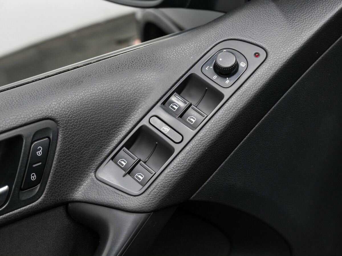 Б/У Фольксваген Тигуан 2013 года. Фото: #15