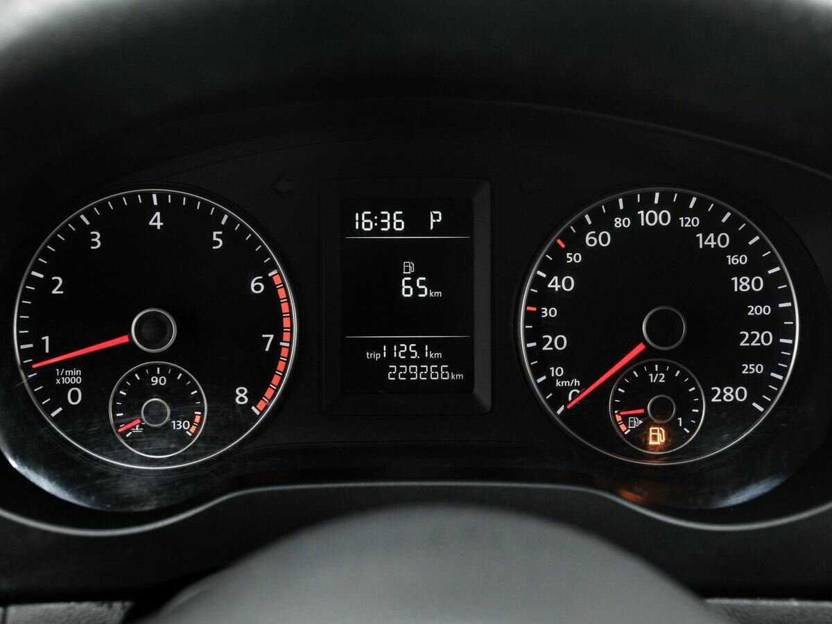 Б/У Фольксваген Джетта 2013 года. Фото: #18