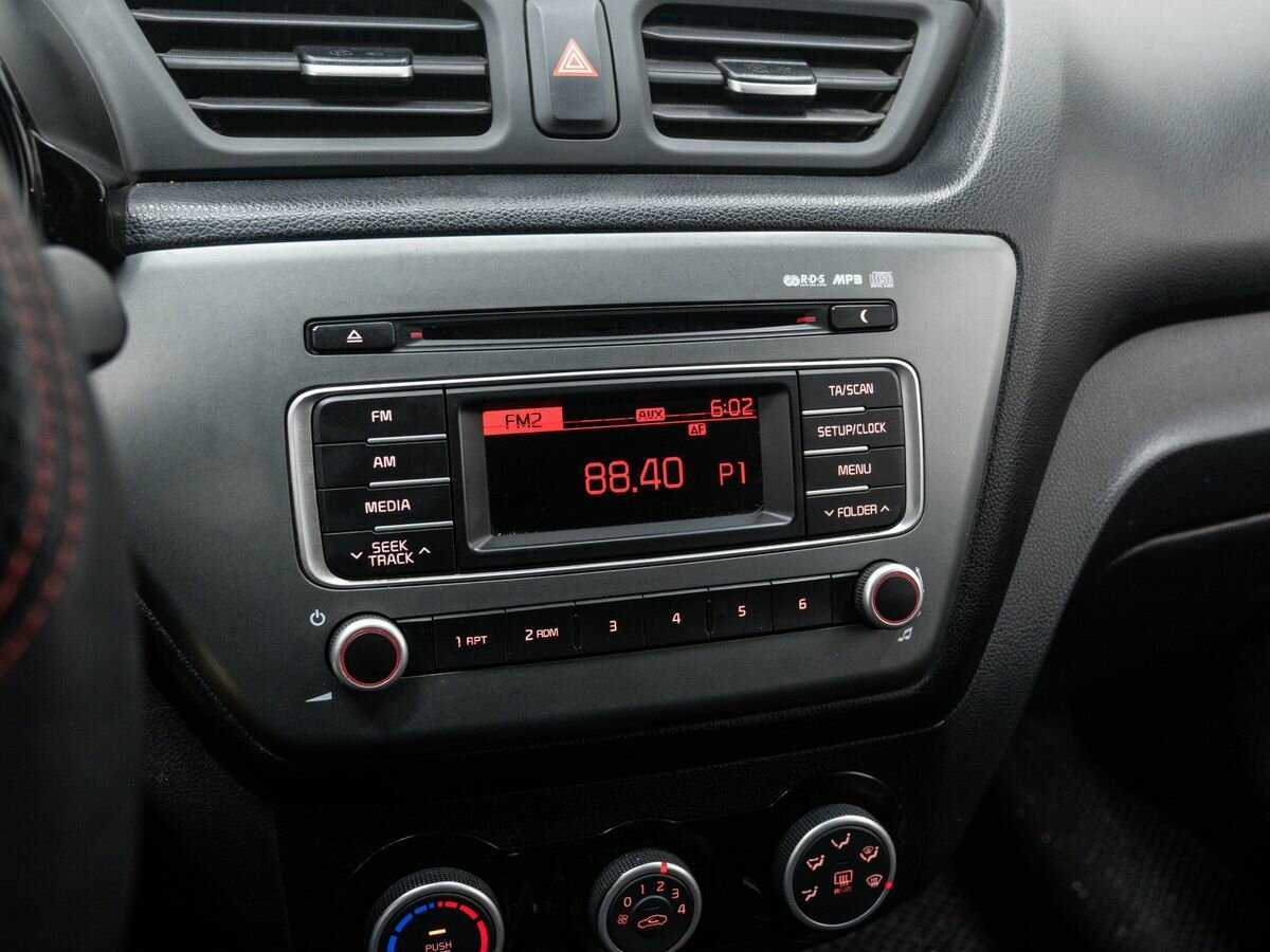 Б/У Киа Рио 2015 года. Фото: #20