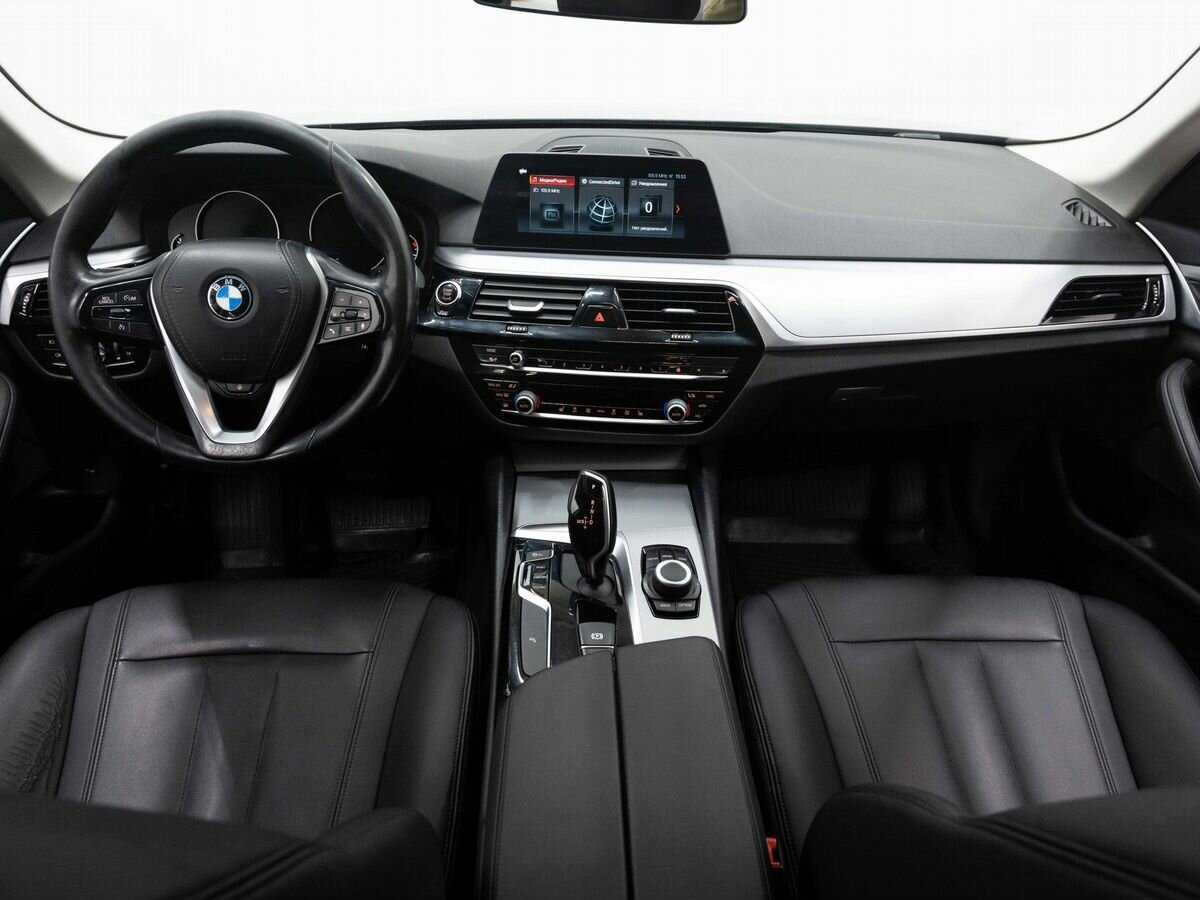 BMW 5 серии 2019 года с пробегом. Фото: #15