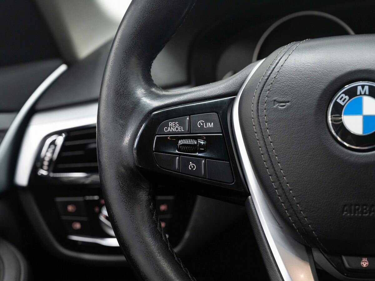 BMW 5 серии 2019 года с пробегом. Фото: #17