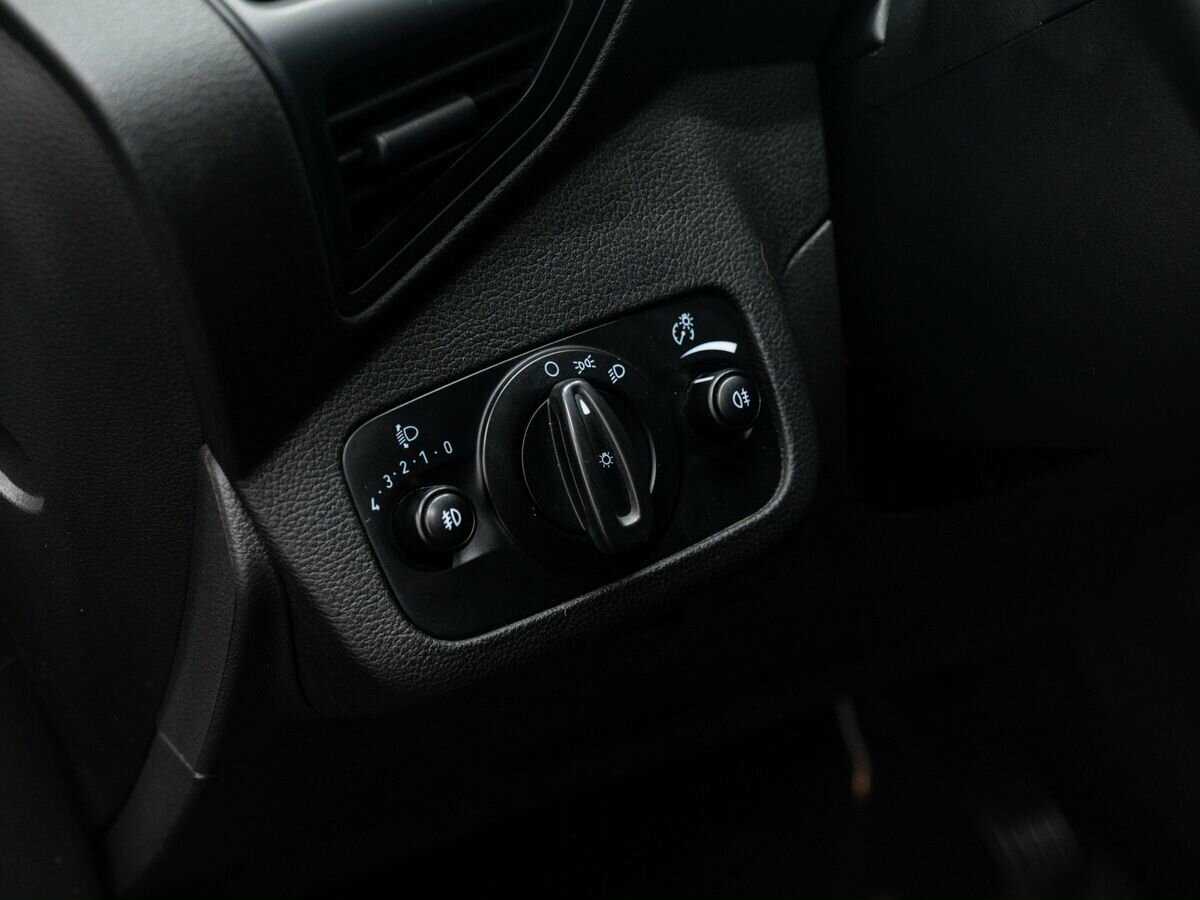 Б/У Форд Куга 2017 года. Фото: #16