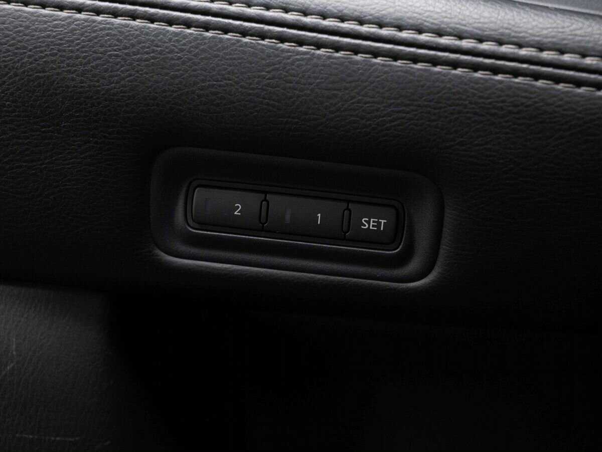 Б/У Ниссан Патфайндер 2014 года. Фото: #28