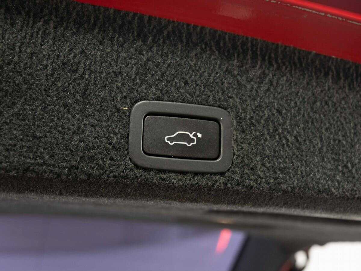 Б/У Вольво ИксЦ60 2014 года. Фото: #22