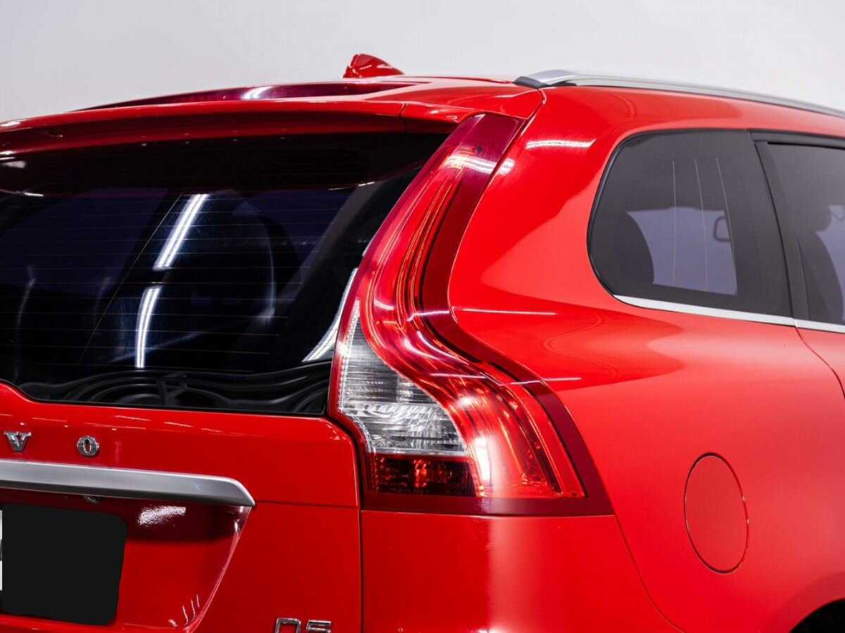 Б/У Вольво ИксЦ60 2014 года. Фото: #23