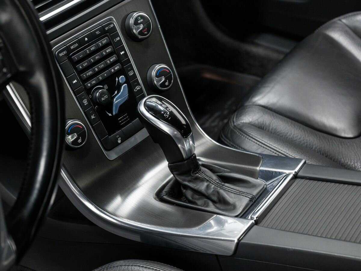 Б/У Вольво С60 2013 года. Фото: #18