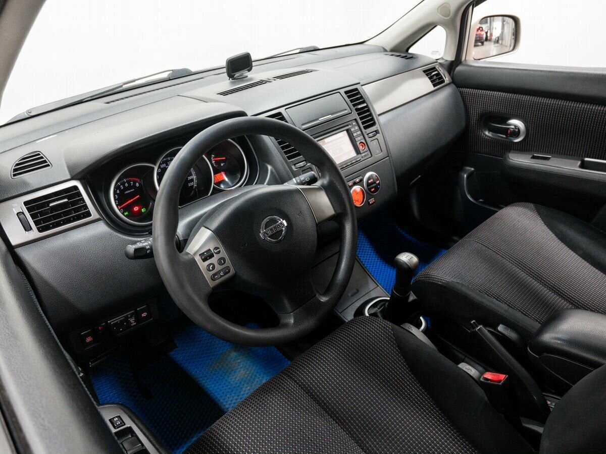 Б/У Ниссан Тиида 2012 года. Фото: #13