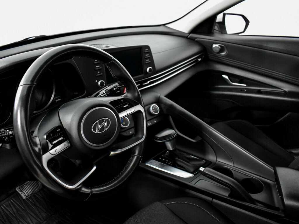 Б/У Хендай Елантра 2021 года. Фото: #5