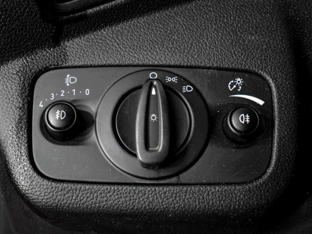 Б/У Форд Куга 2017 года. Фото: #7