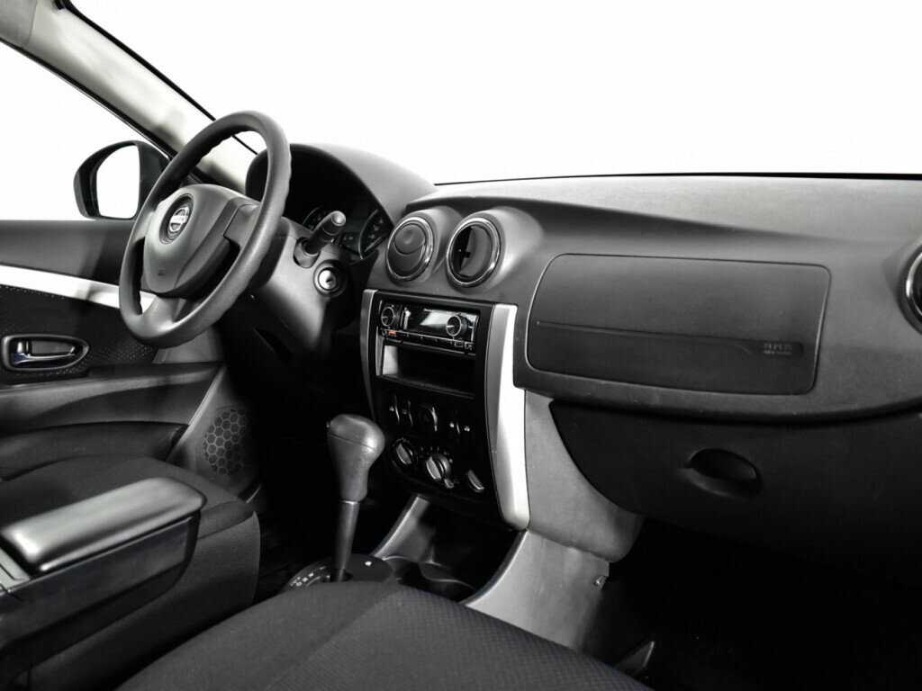 Б/У Ниссан Альмера 2016 года. Фото: #8