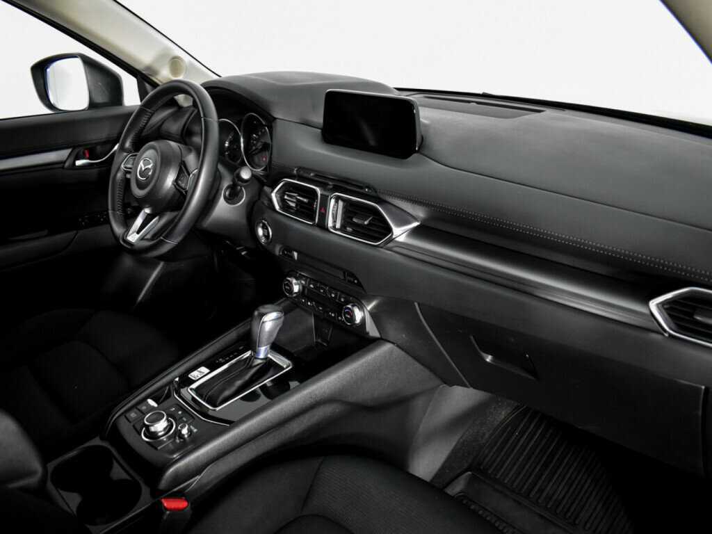 Б/У Мазда Ц-Икс-5 2017 года. Фото: #11