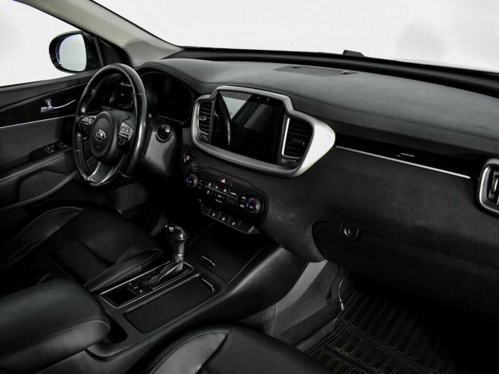 Б/У Киа Соренто 2017 года. Фото: #11