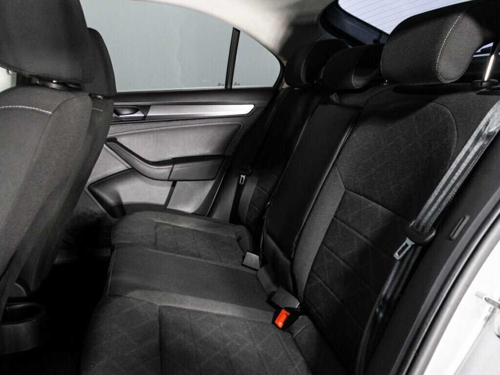 Б/У Фольксваген Поло 2020 года. Фото: #9