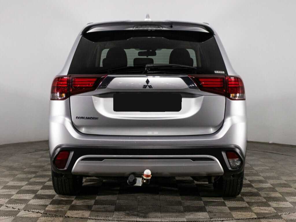 Mitsubishi Outlander 2021 года с пробегом. Фото: #5
