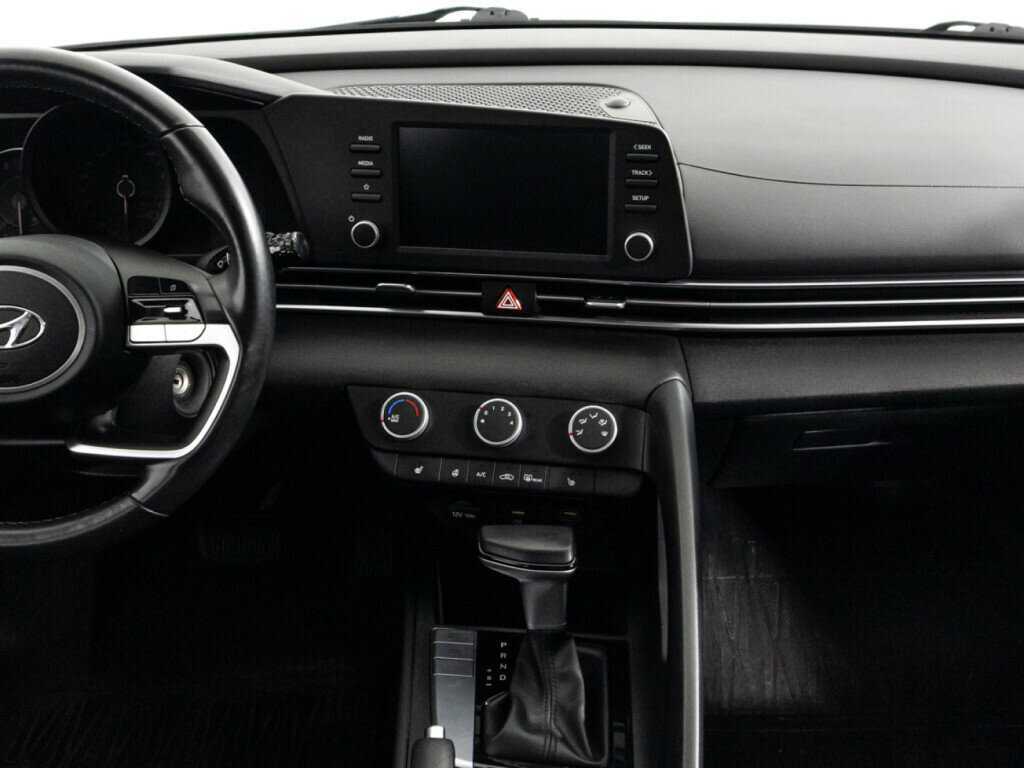 Б/У Хендай Елантра 2021 года. Фото: #13