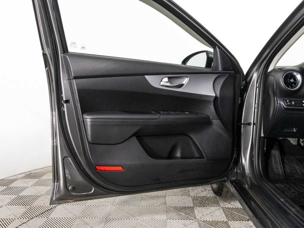 Kia Cerato 2022 года с пробегом. Фото: #22
