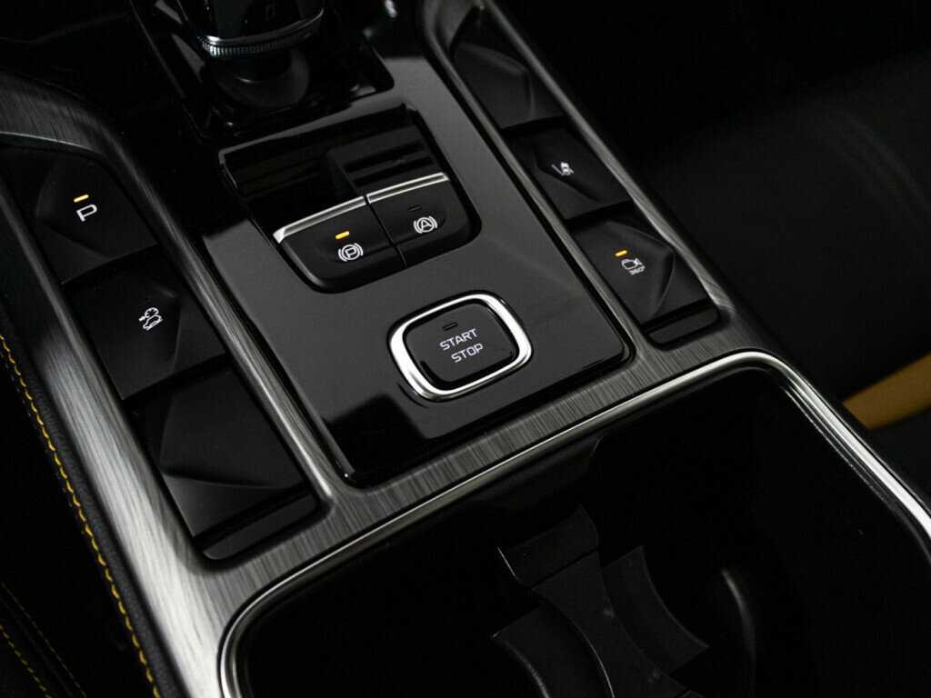 FAW Bestune T77 2023 года с пробегом. Фото: #15