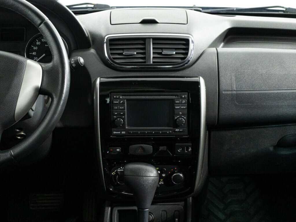 Б/У Ниссан Террано 2015 года. Фото: #12