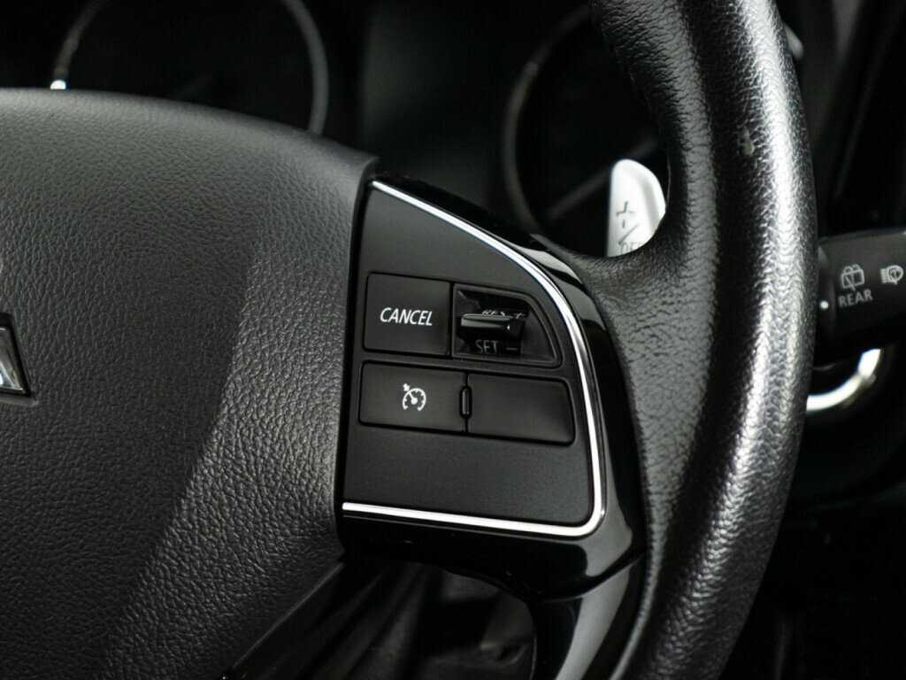 Б/У Митсубиши Оутлэндер 2018 года. Фото: #20