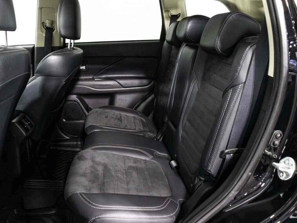 Mitsubishi Outlander 2021 года с пробегом. Фото: #9