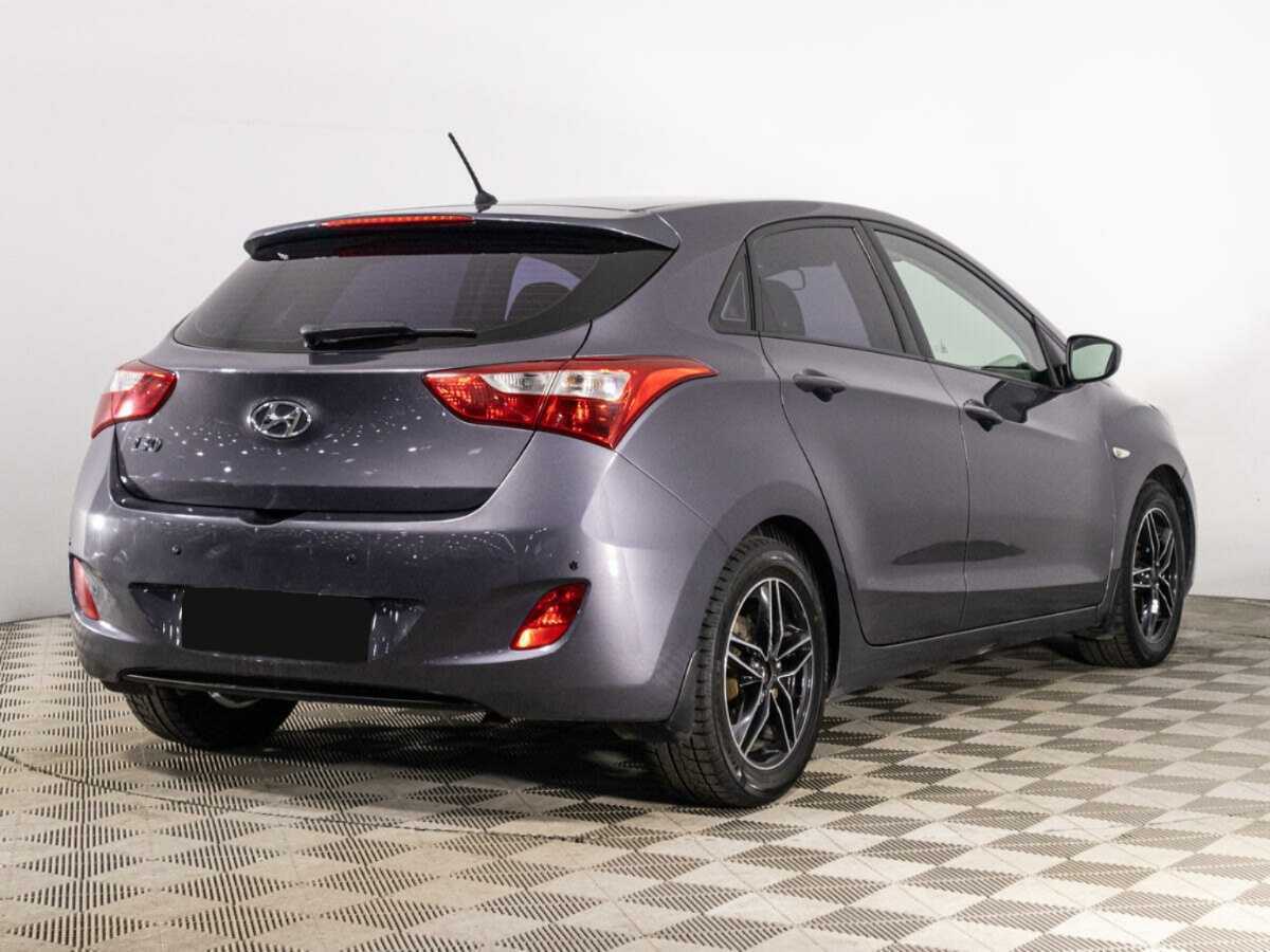 Б/У Хендай ай30 2015 года. Фото: #4