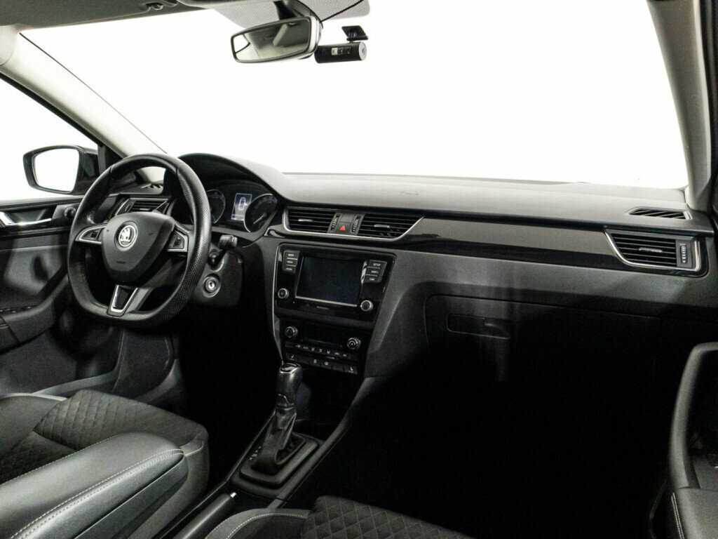 Б/У Шкода Рапид 2018 года. Фото: #8