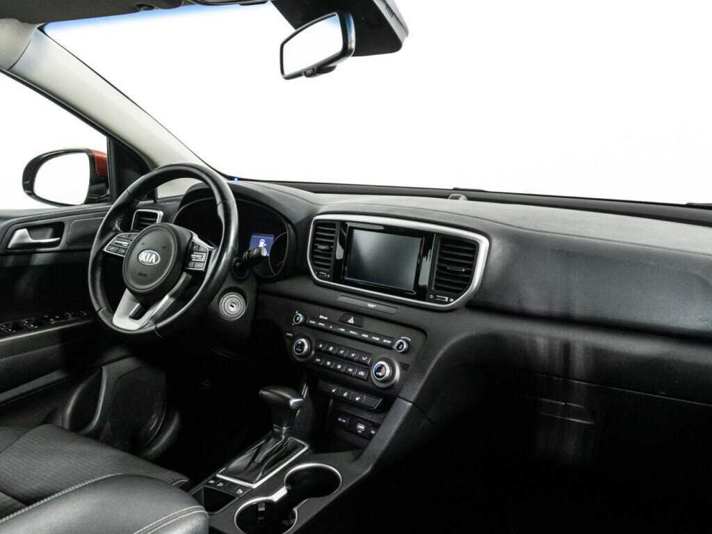 Б/У Киа Спортейдж 2019 года. Фото: #8