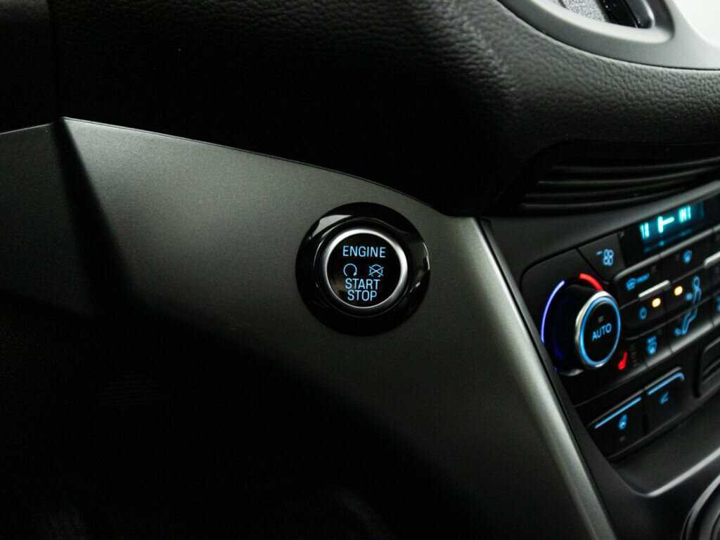 Б/У Форд Куга 2019 года. Фото: #18