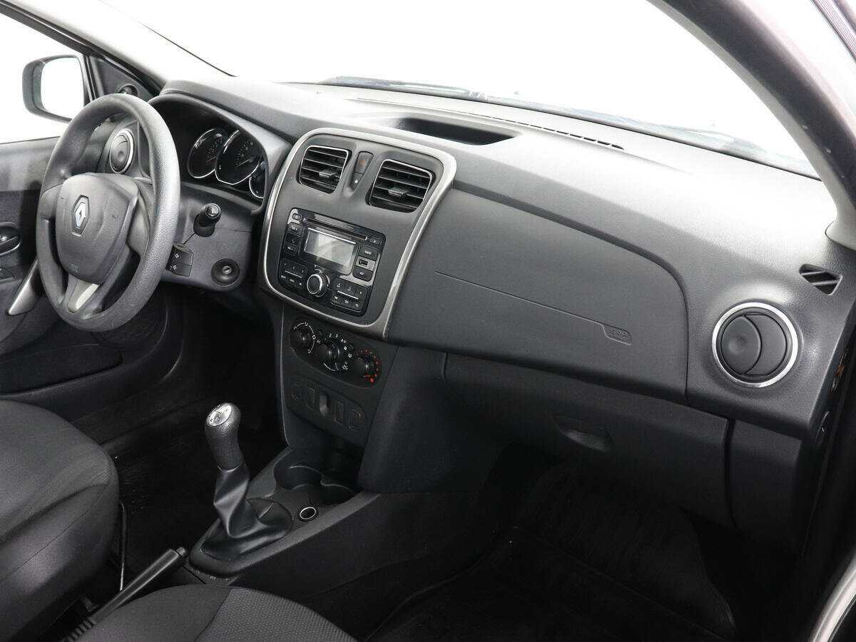 Renault Logan 2014 года с пробегом. Фото: #5