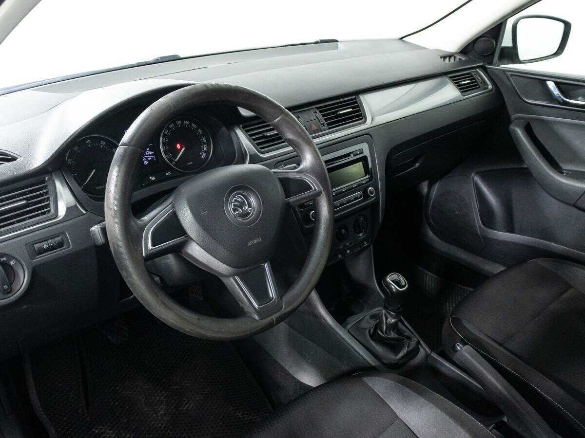 Б/У Шкода Рапид 2014 года. Фото: #10