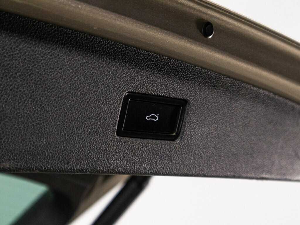 Б/У Фольксваген Тигуан 2017 года. Фото: #14