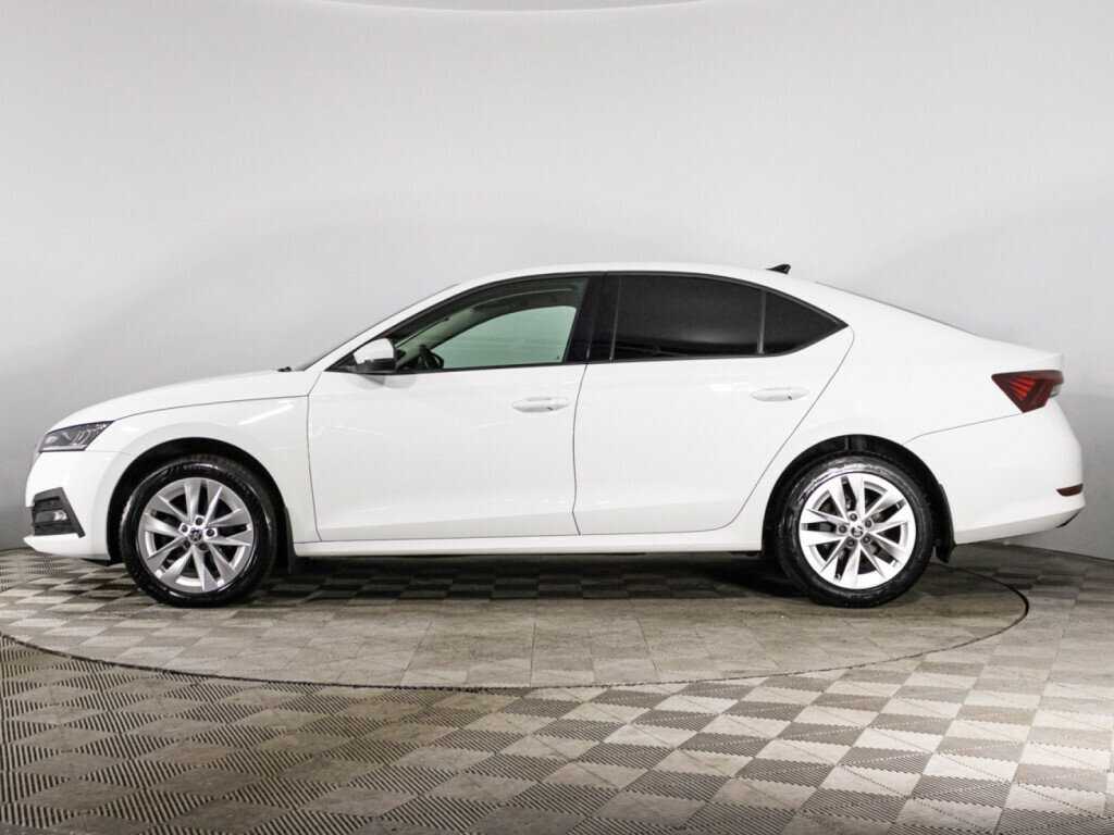 Б/У Шкода Октавия 2020 года. Фото: #7