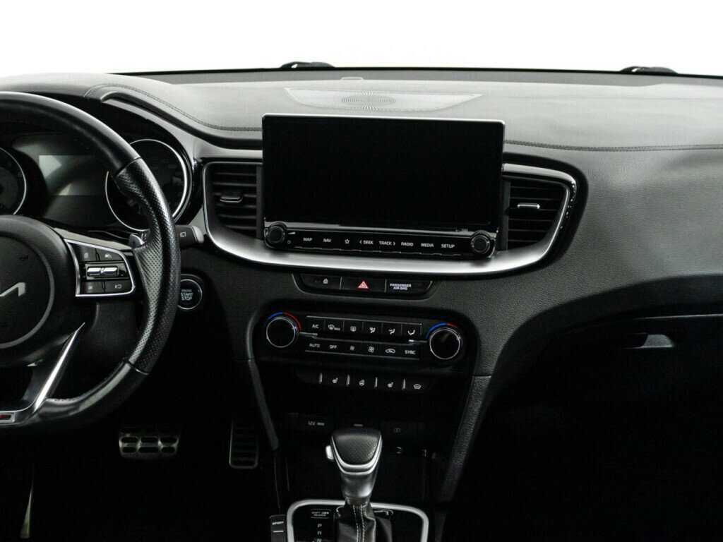 Б/У Киа Сид 2021 года. Фото: #11