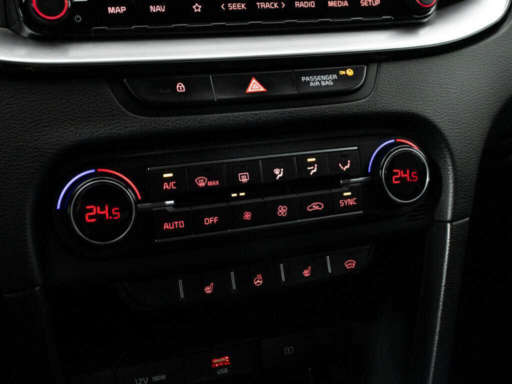 Б/У Киа Сид 2021 года. Фото: #15